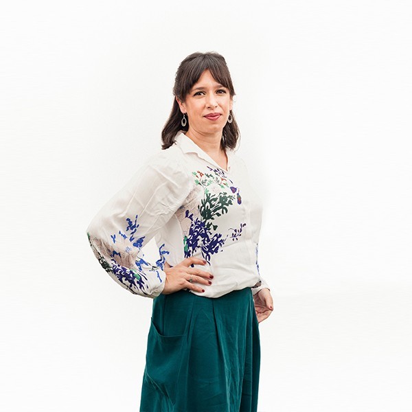 Daniela Caj  as