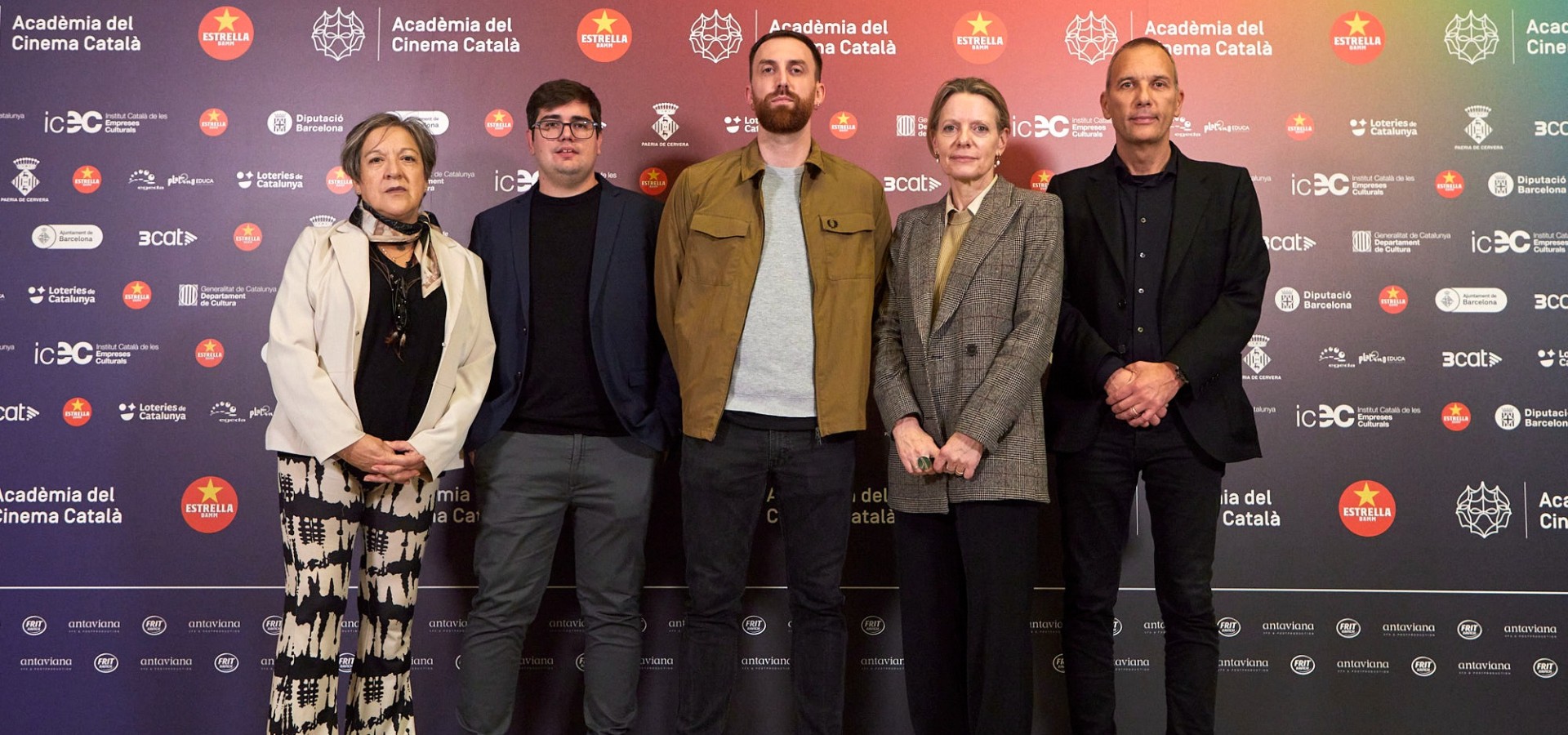 academia del cinema catala manu de leon  white horse 