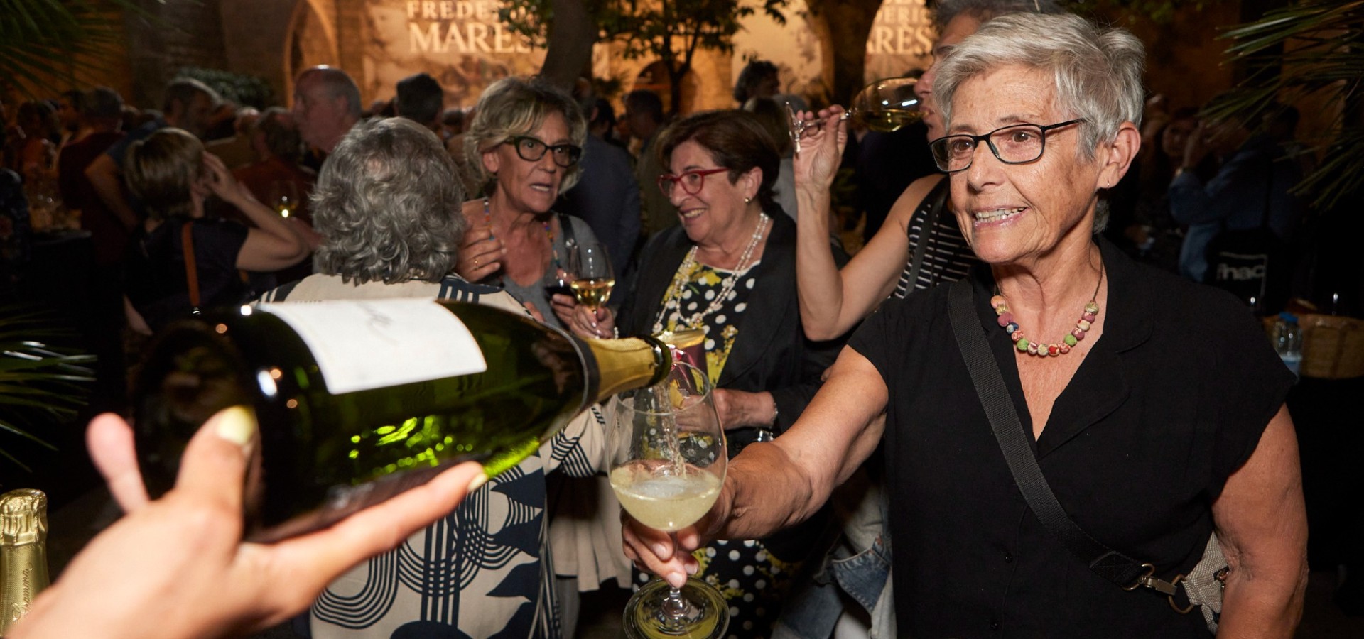 brindis y patrocinadores