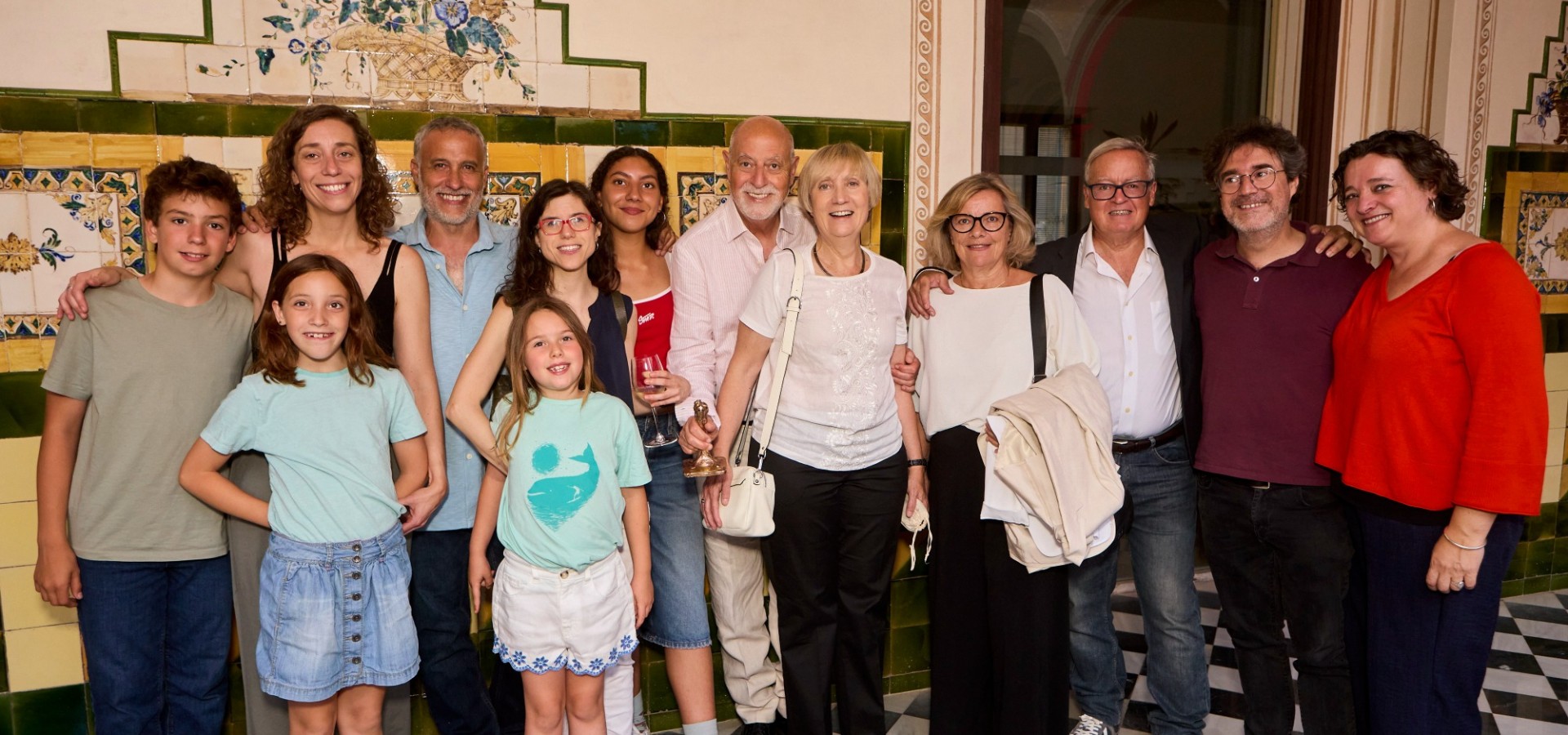 280526 miembros de honor